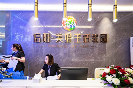 圣龙别墅3室2厅2卫132㎡带车库精装